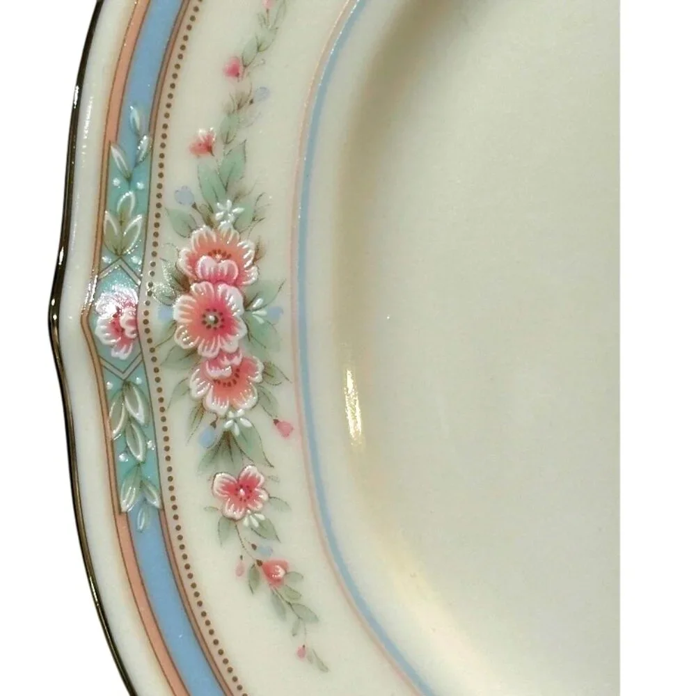 Set of 4 Noritake Rothschild Salad Plates 7293 Ivory China 8.25 Inch Cottagecore